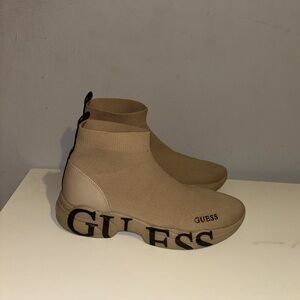 Guess casual sneaker/boots in tan🍁 #fallvibes #pumpkinspicelatte